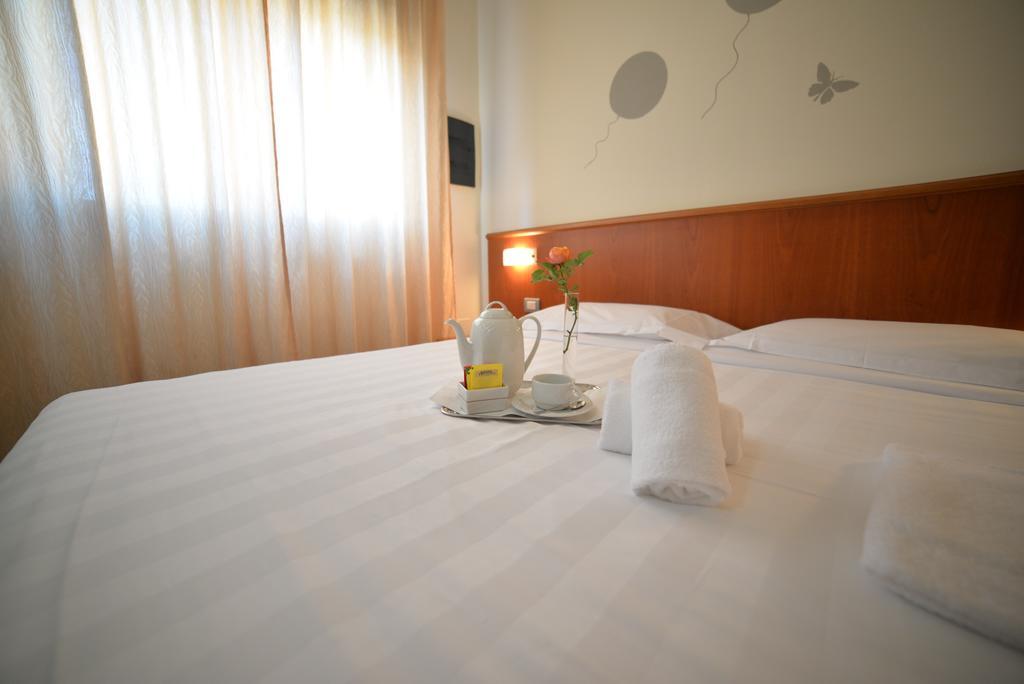 Leonardo Hotel Parma Ngoại thất bức ảnh