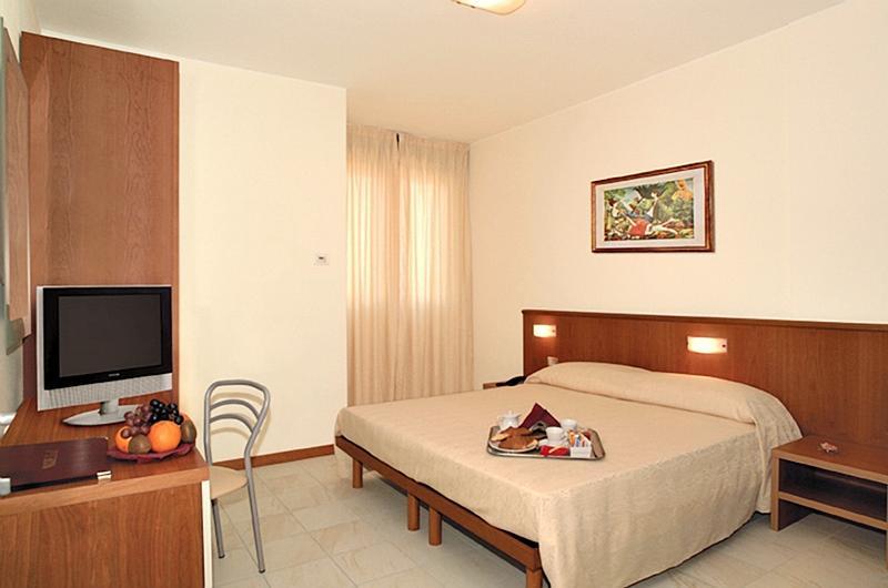 Leonardo Hotel Parma Ngoại thất bức ảnh